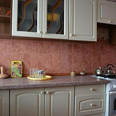 Apartment On Prospekt Peremogi تشيرنيهيفسكا المظهر الخارجي الصورة